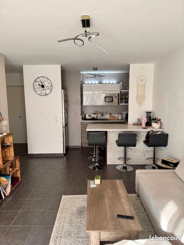 Appartement à louer, 58m², Vénissieux