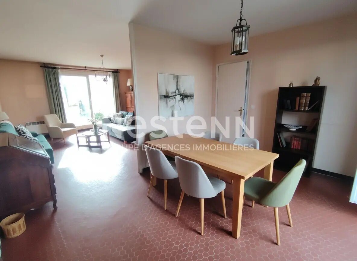 Maison à vendre, 107m², Montigny-le-Bretonneux