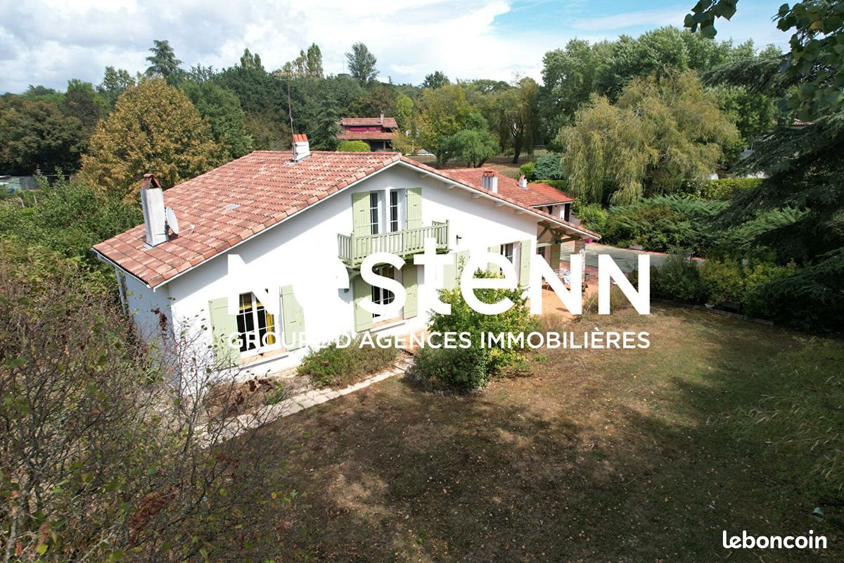 Maison à vendre, 180m², Nérac