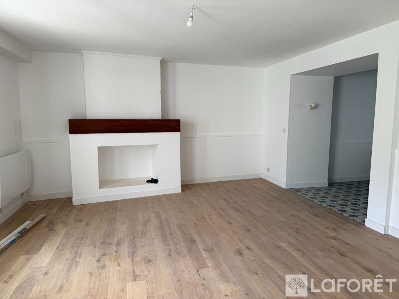 Maison à louer, 161m², Cheillé