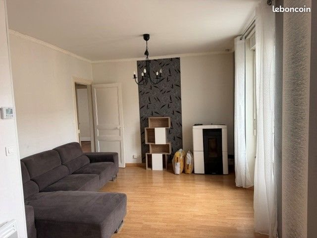 Appartement à louer, 74m², Verneuil
