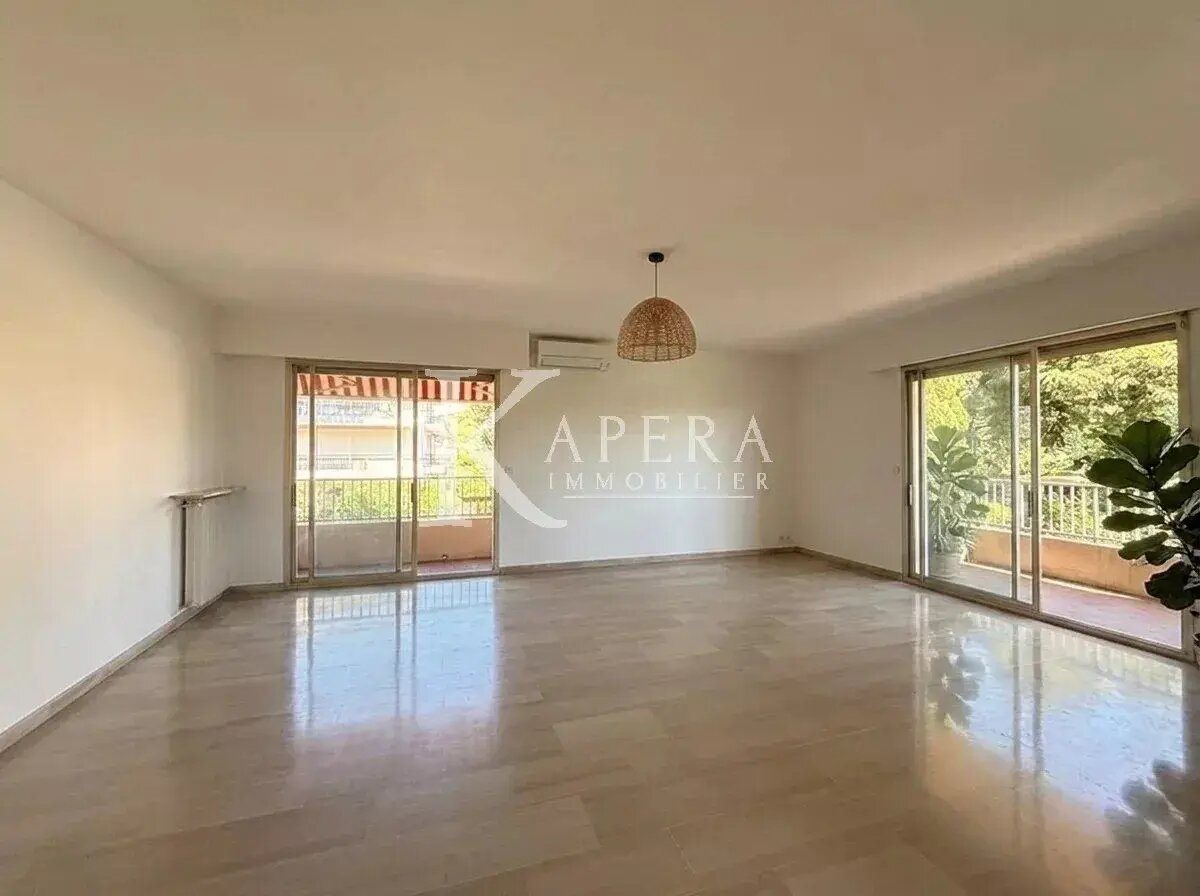 Appartement à louer, 100m², Antibes