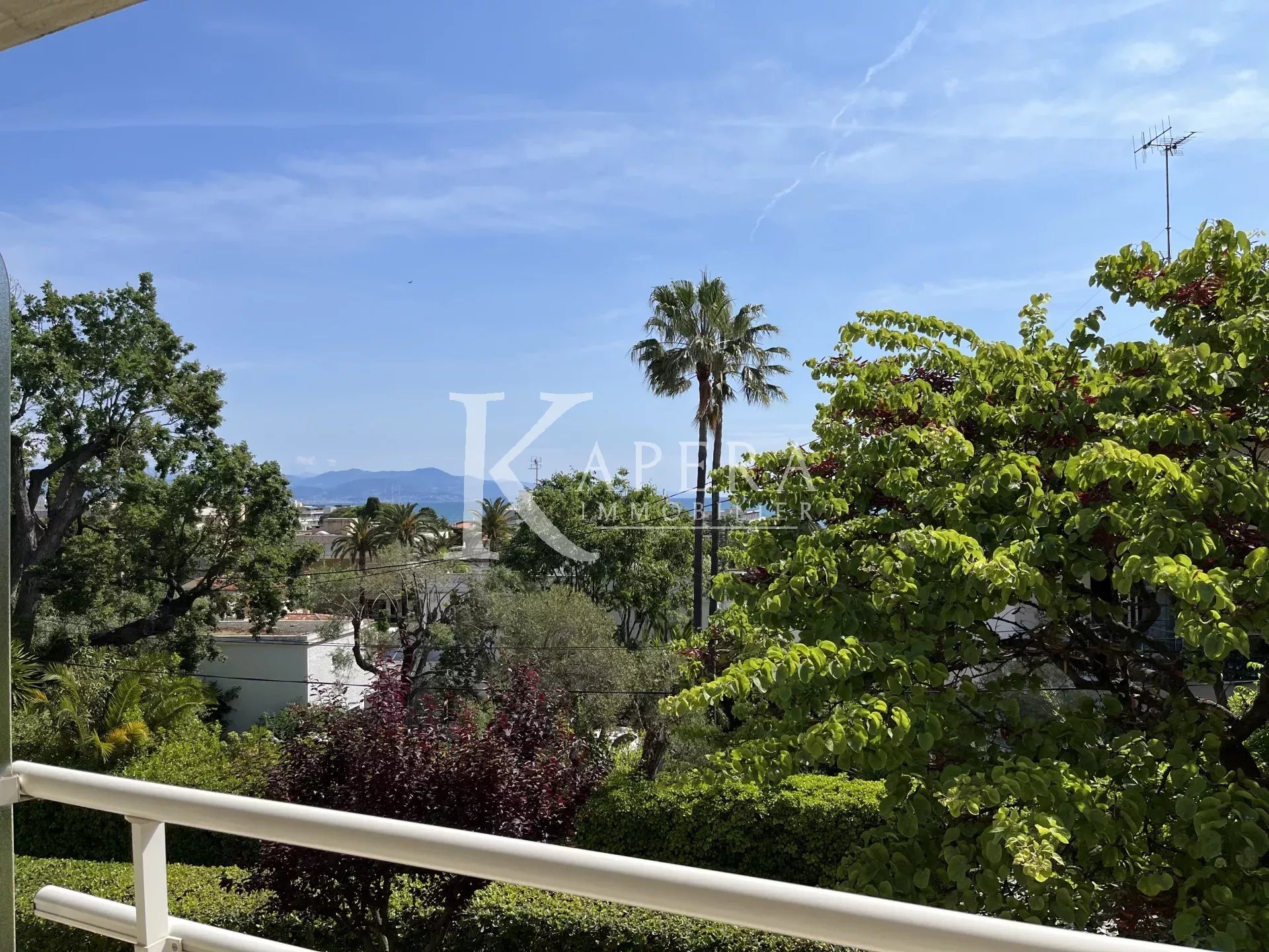 Appartement à louer, 75m², Antibes
