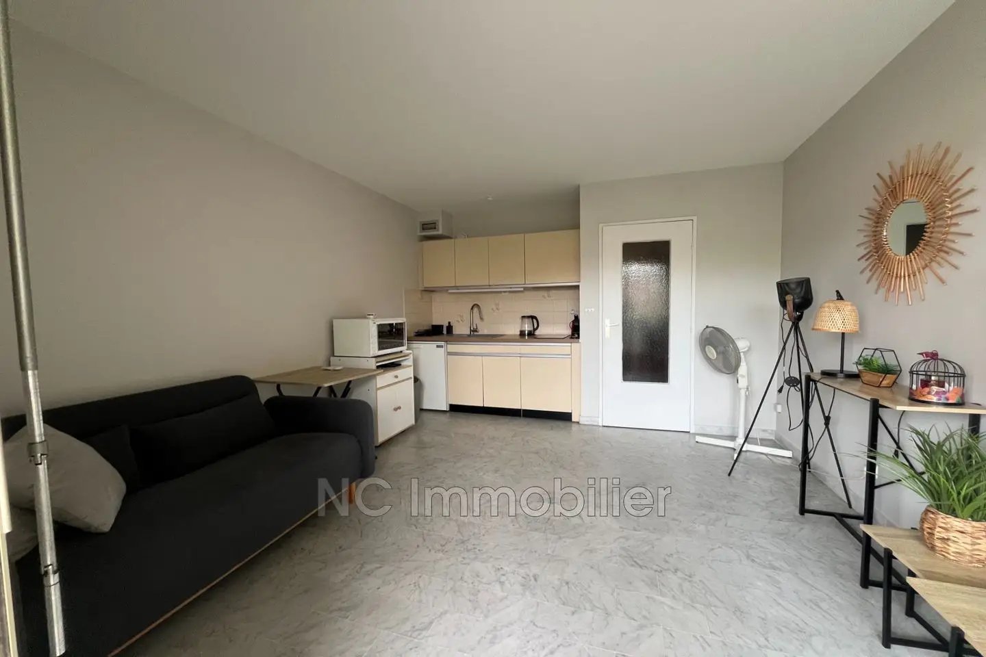 Appartement à louer, 21m², Antibes