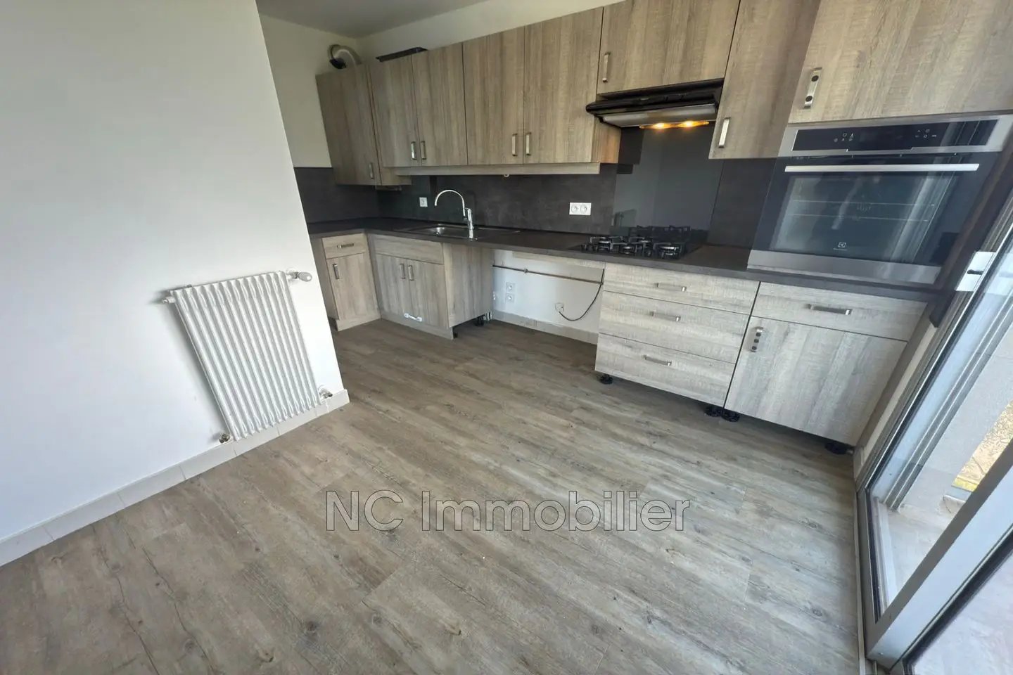 Appartement à louer, 73m², Antibes