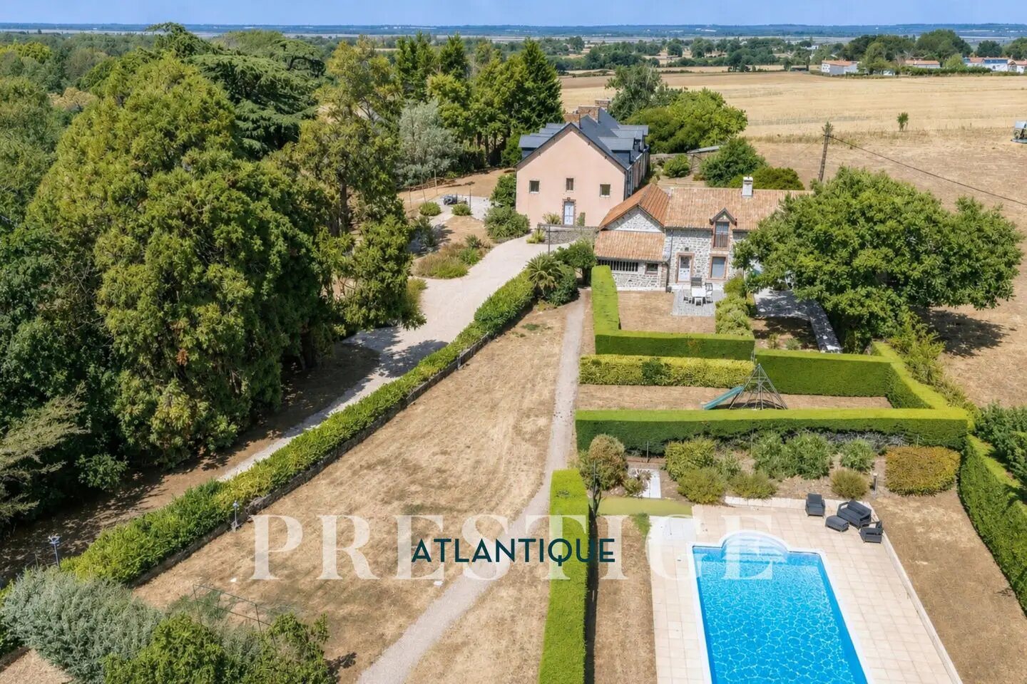 Maison à vendre, 318m², Frossay