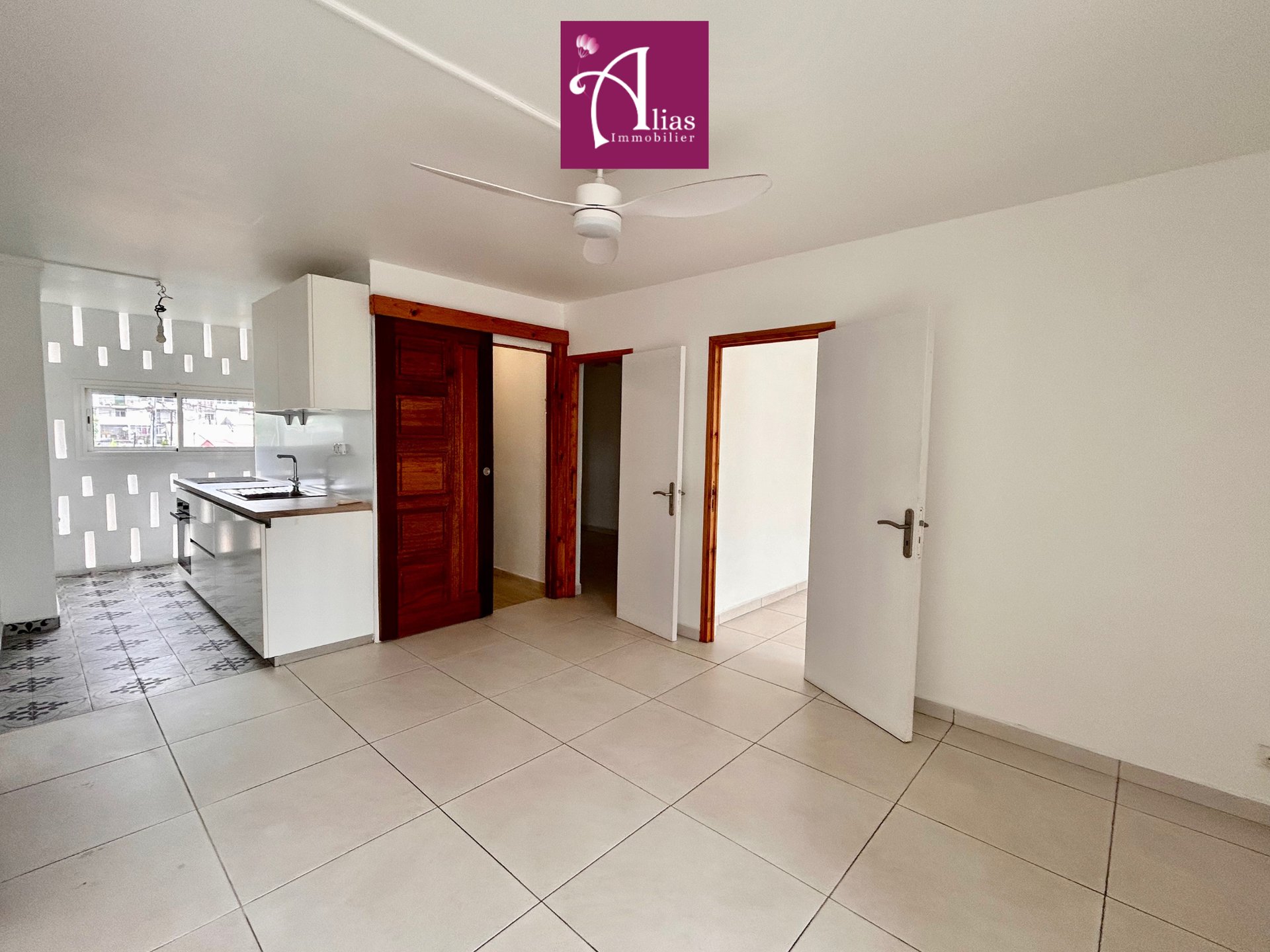 Appartement à vendre, 54m², Les Abymes