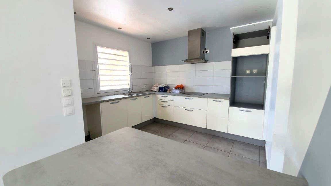 Maison à vendre, 76m², Les Abymes
