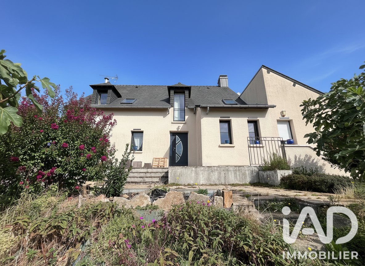 Maison à vendre, 232m², Fougerolles-du-Plessis