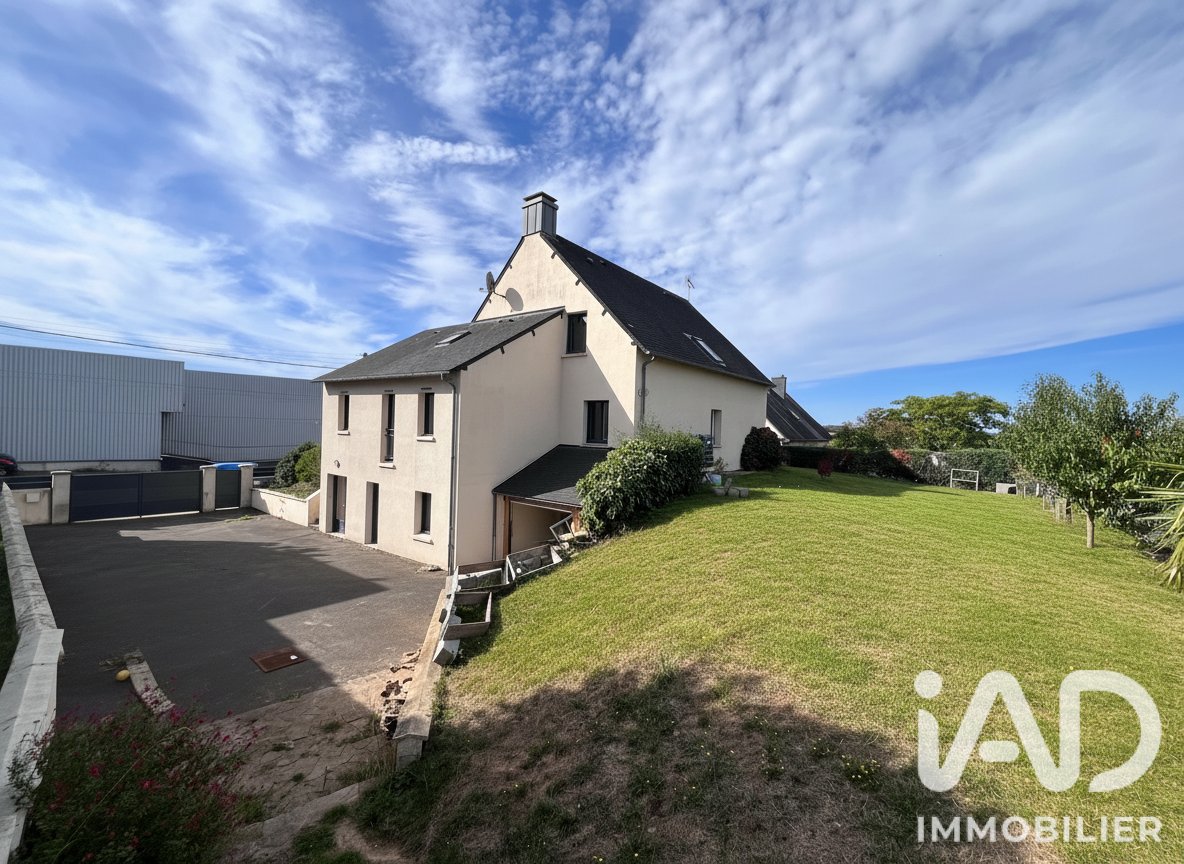 Maison à vendre, 232m², Fougerolles-du-Plessis