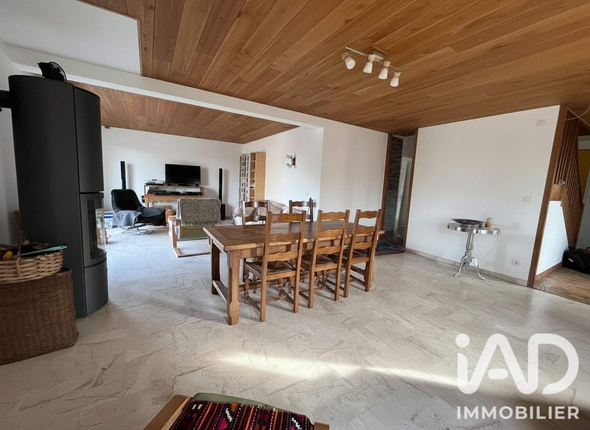 Maison à vendre, 232m², Fougerolles-du-Plessis