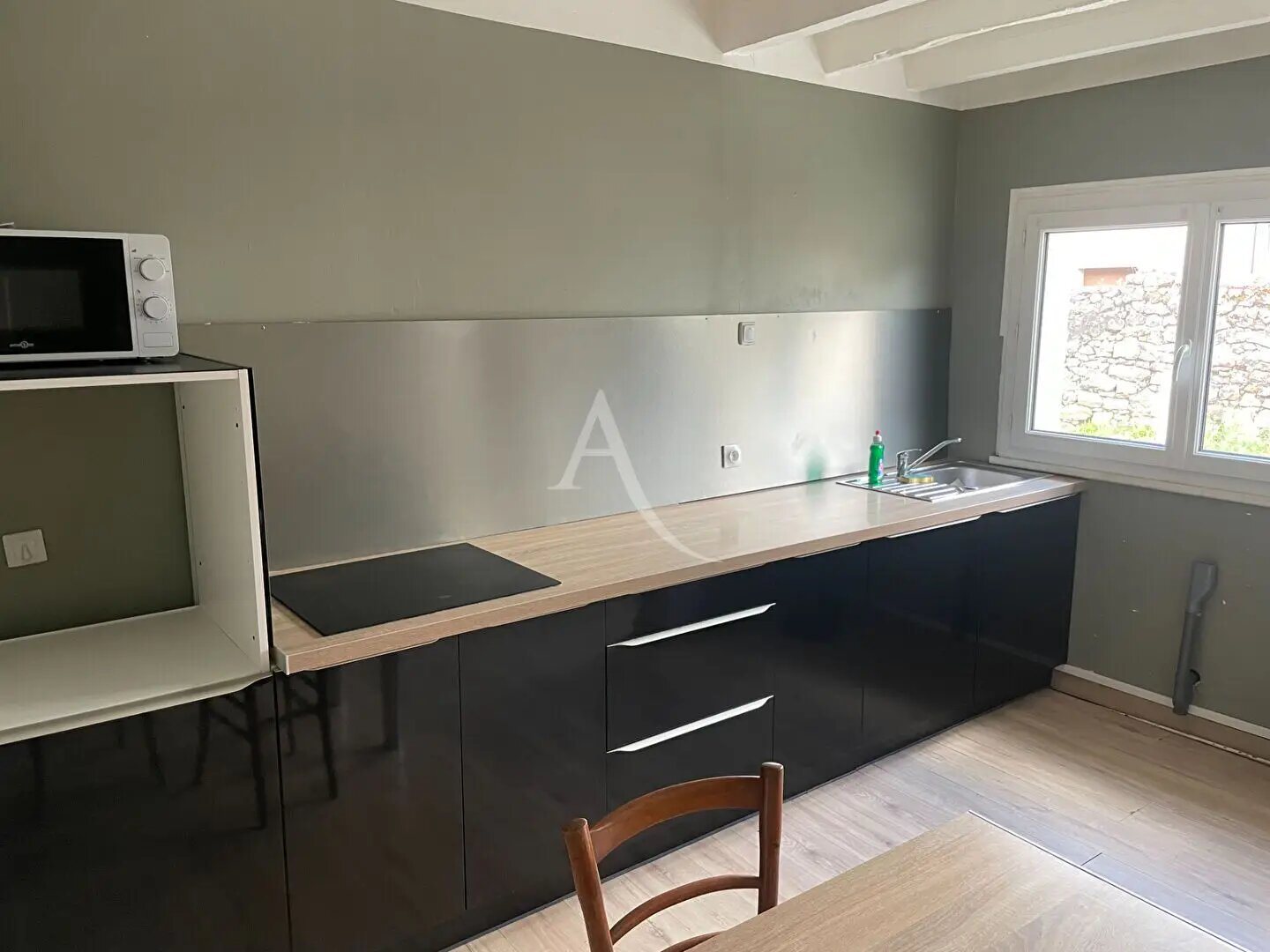 Appartement à louer, 54m², Etriché