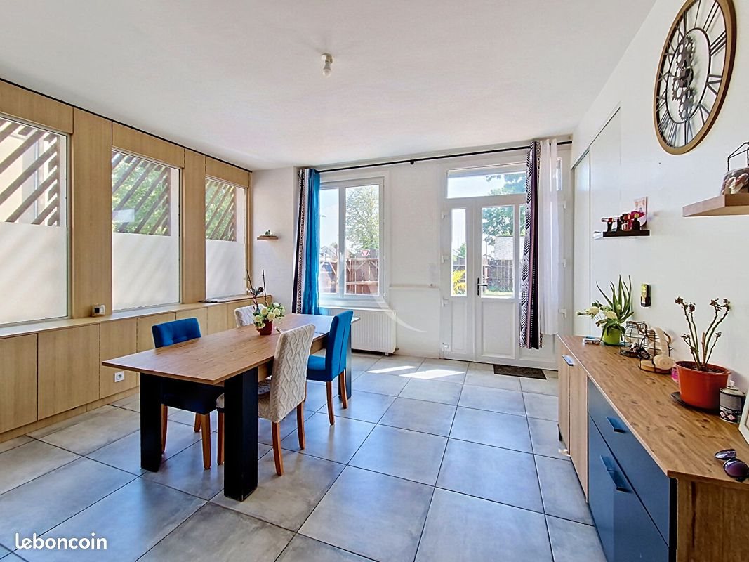 Maison à vendre, 120m², Ombrée d'Anjou