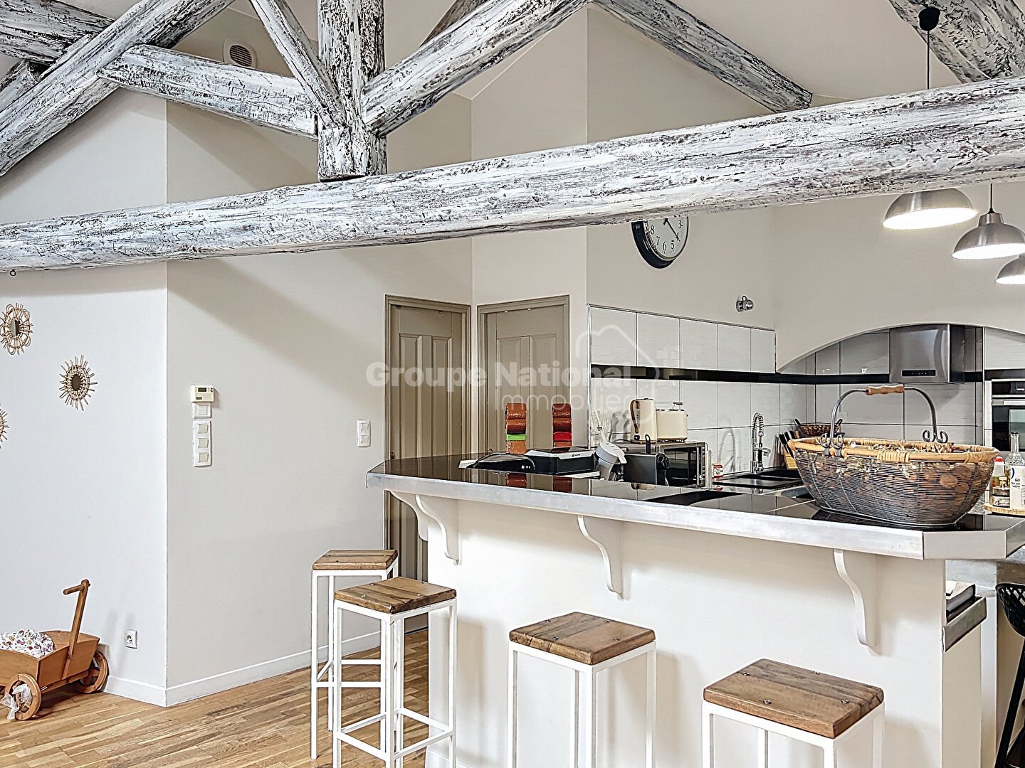 Maison à vendre, 140m², Jonquières-Saint-Vincent