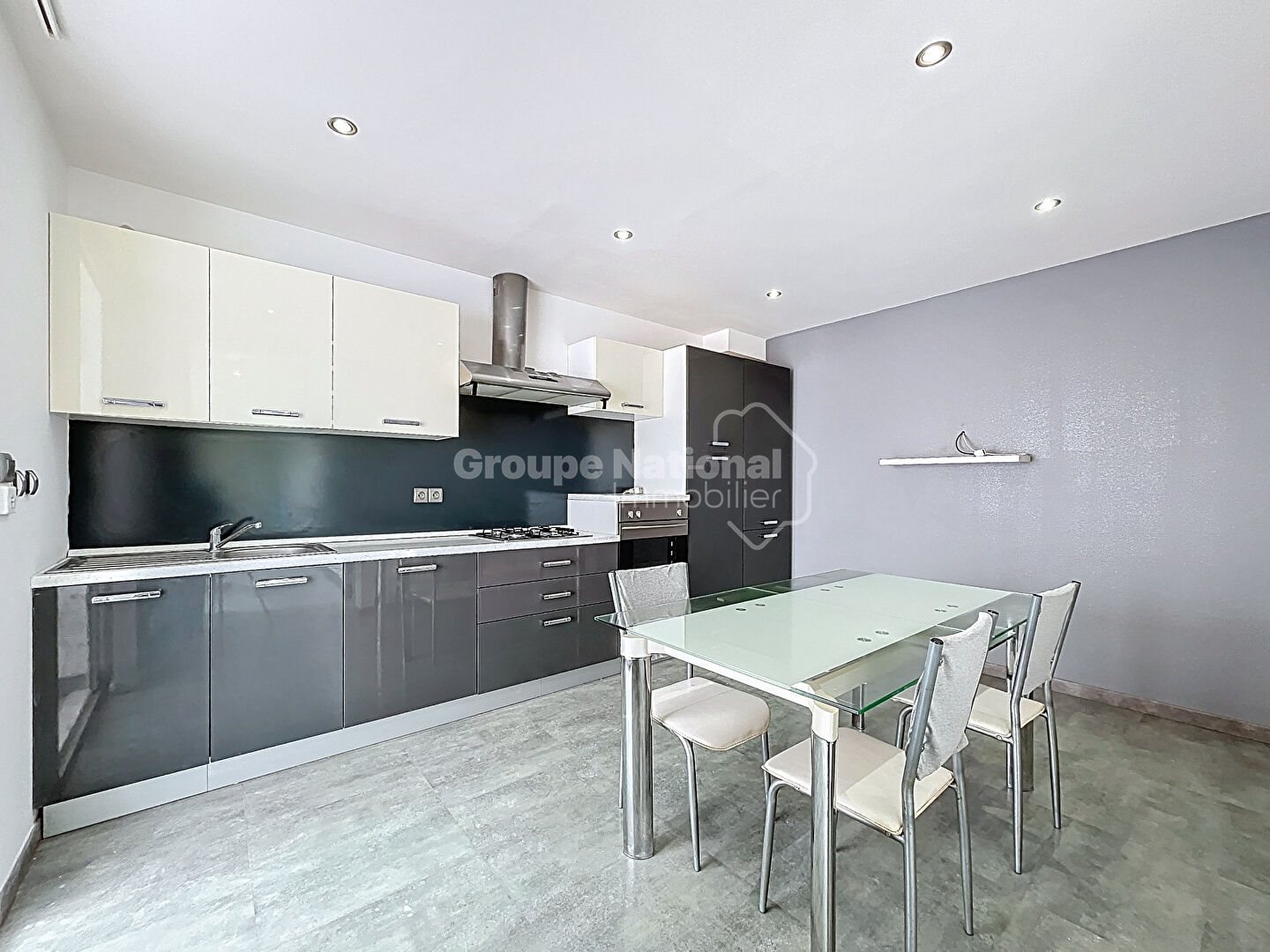 Maison à vendre, 162m², Entraigues-sur-la-Sorgue