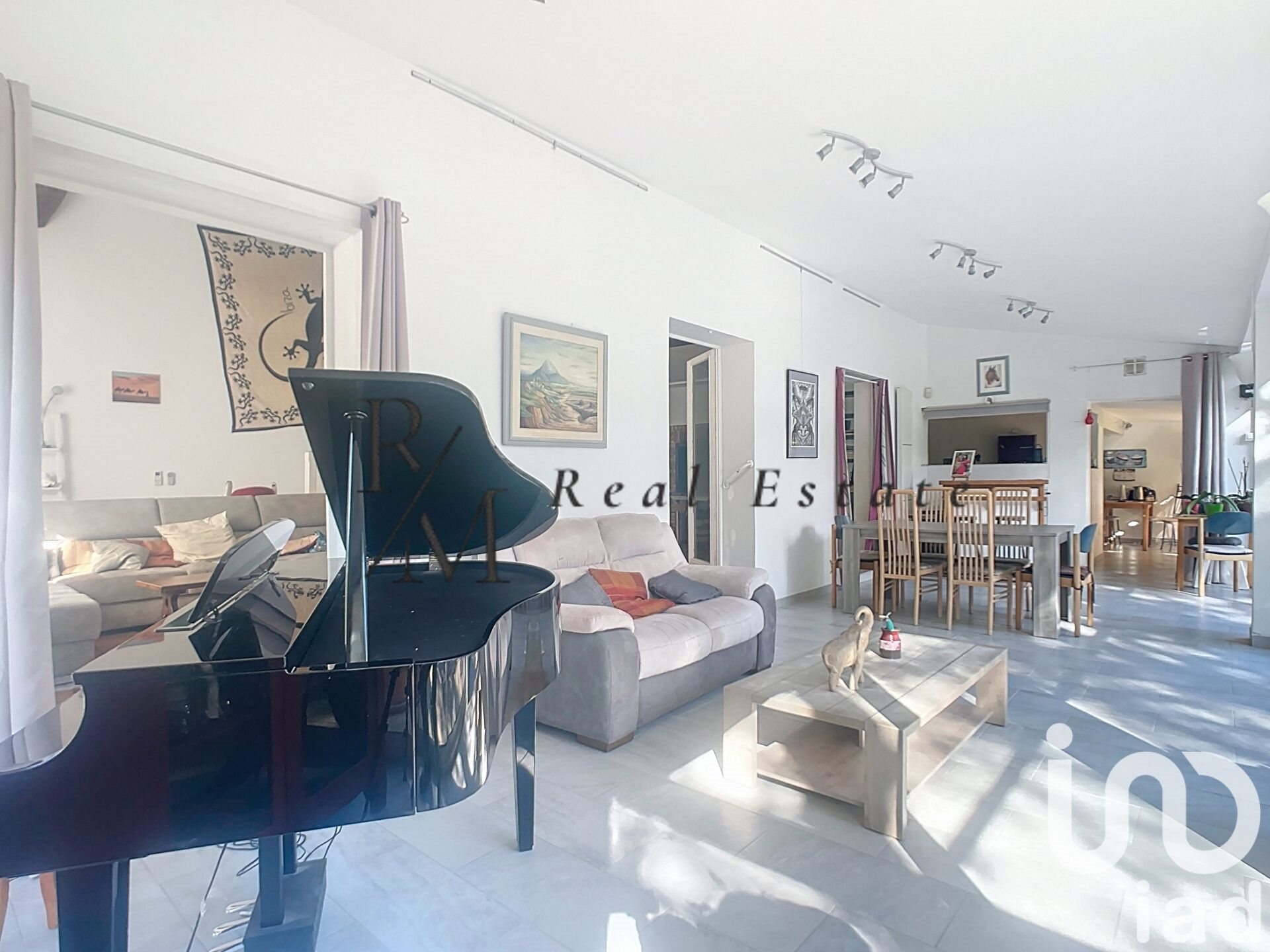 Maison à vendre, 330m², Rognes