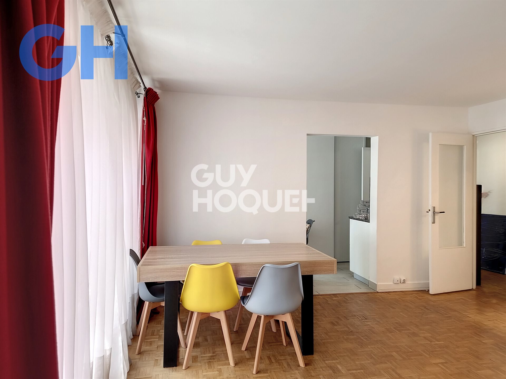 Appartement à louer, 80m², Sèvres