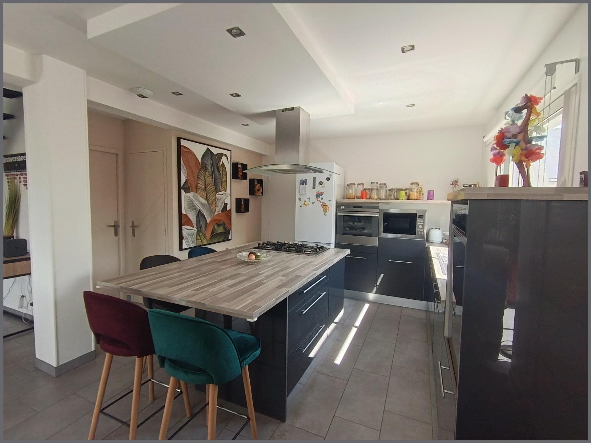 Maison à vendre, 125m², Montreuil-sur-Ille