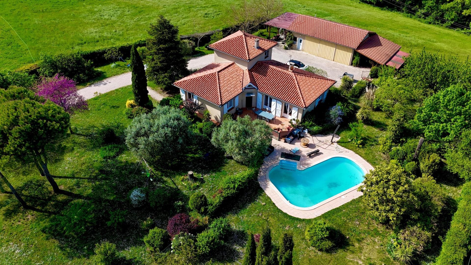 Maison à vendre, 121m², Auch