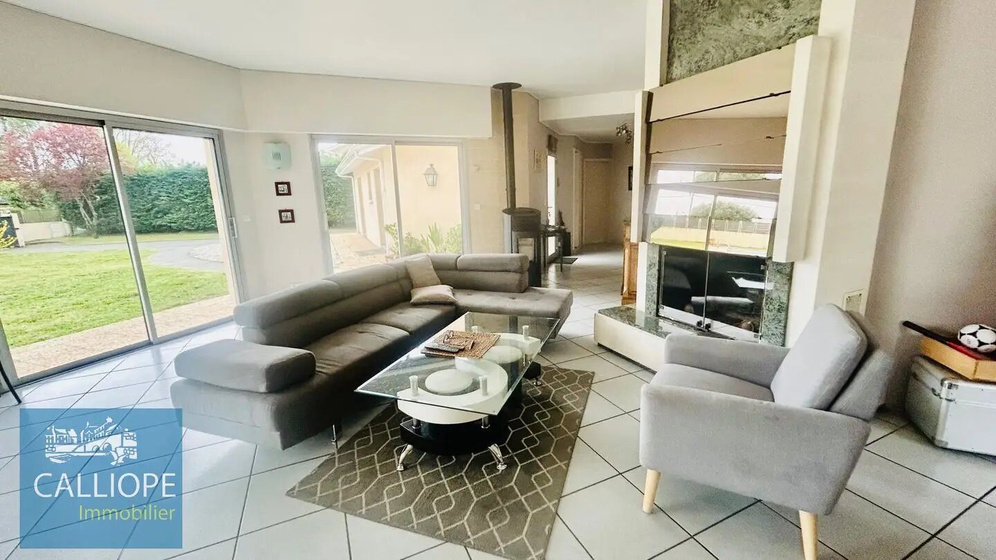 Maison à vendre, 166m², Arsac