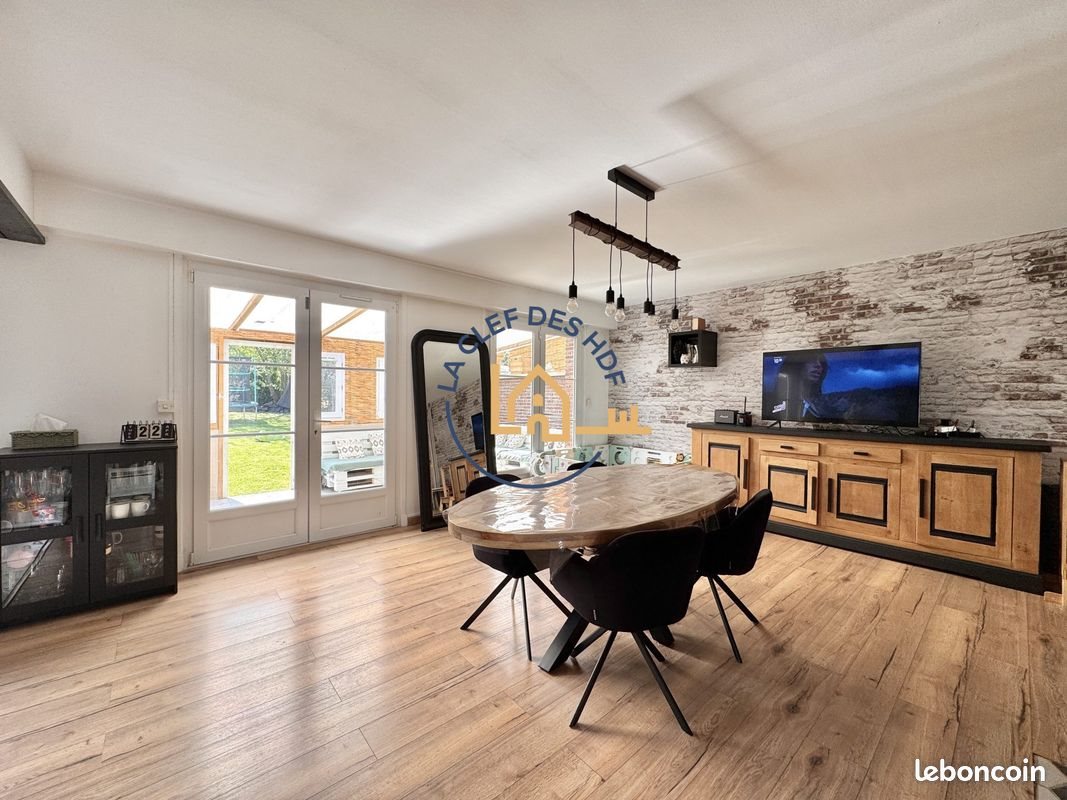 Maison à vendre, 160m², Éleu-dit-Leauwette