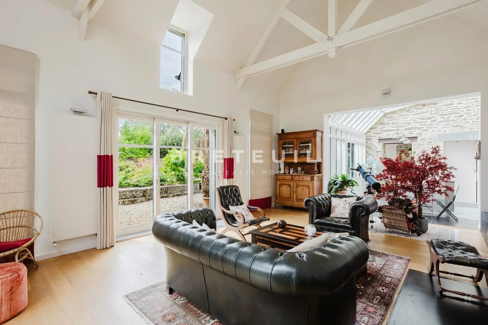 Maison à vendre, 247m², La Ville-ès-Nonais