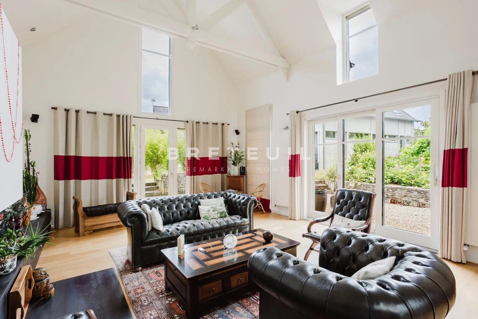 Maison à vendre, 247m², La Ville-ès-Nonais