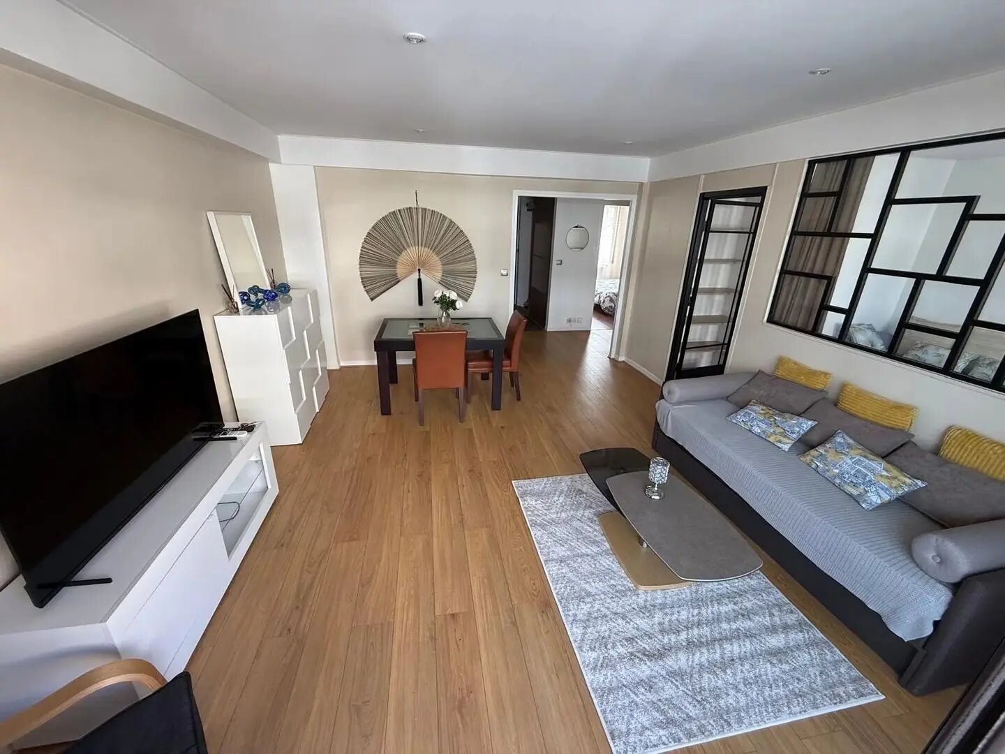 Appartement à louer, 65m², Antibes