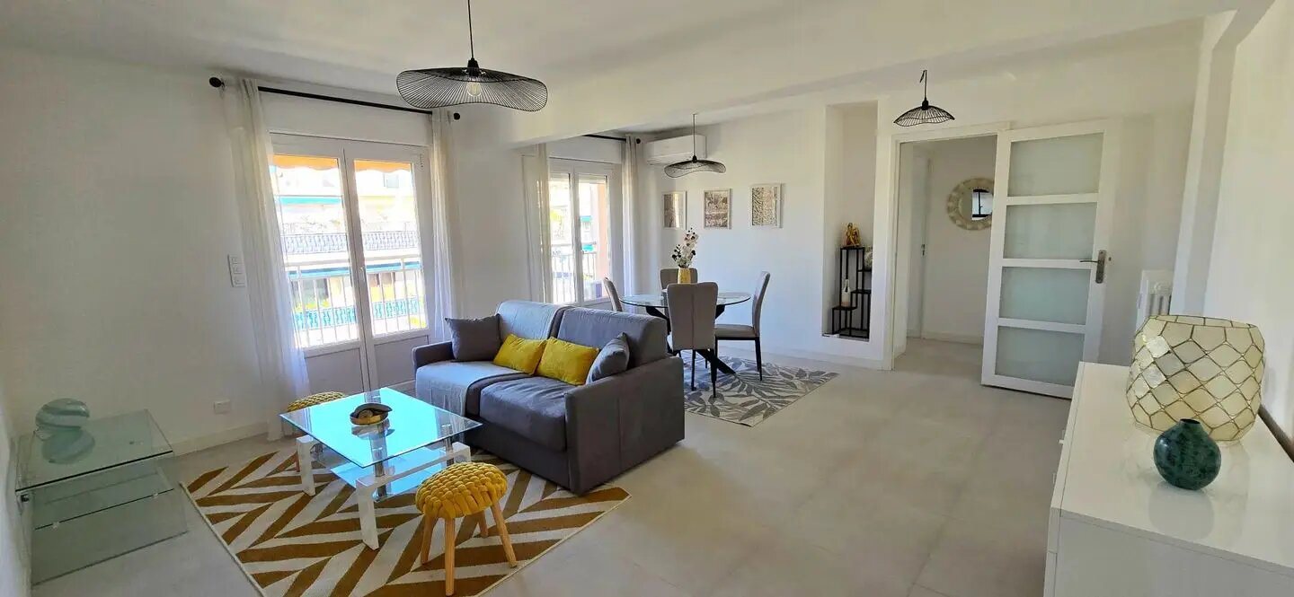 Appartement à louer, 53m², Antibes