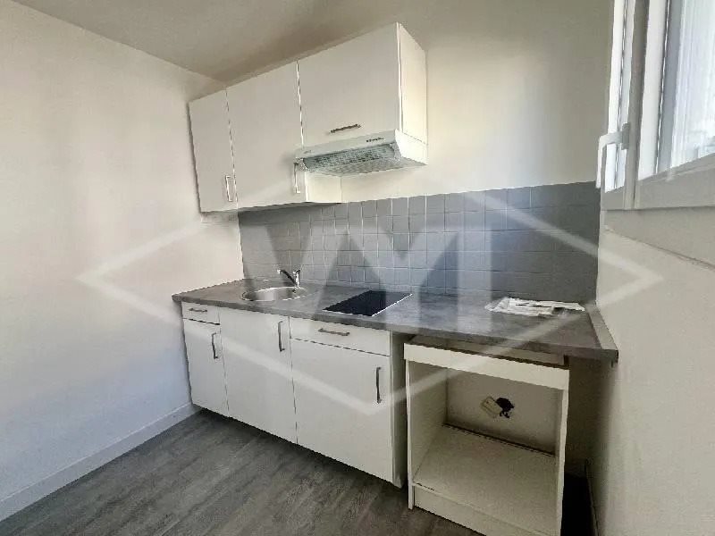 Appartement à vendre, 30m², Combs-la-Ville