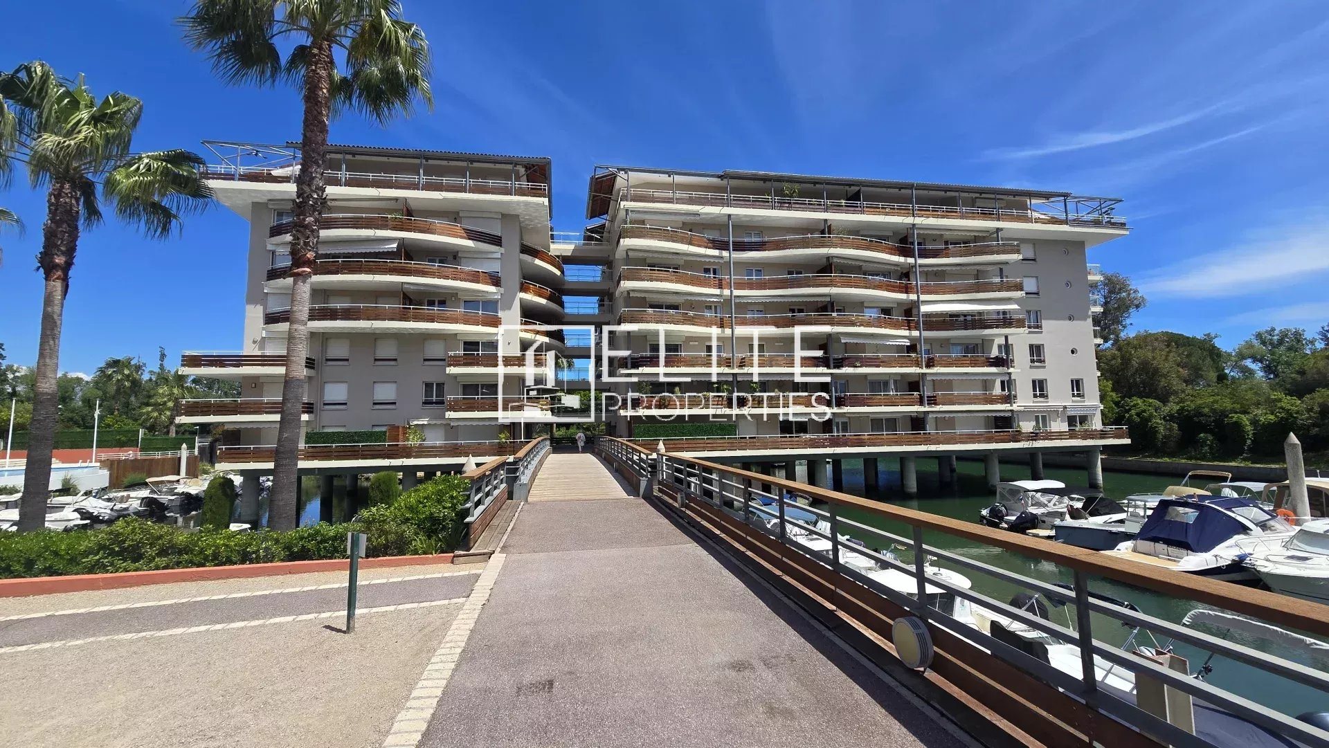 Appartement à vendre, 70m², Mandelieu-la-Napoule
