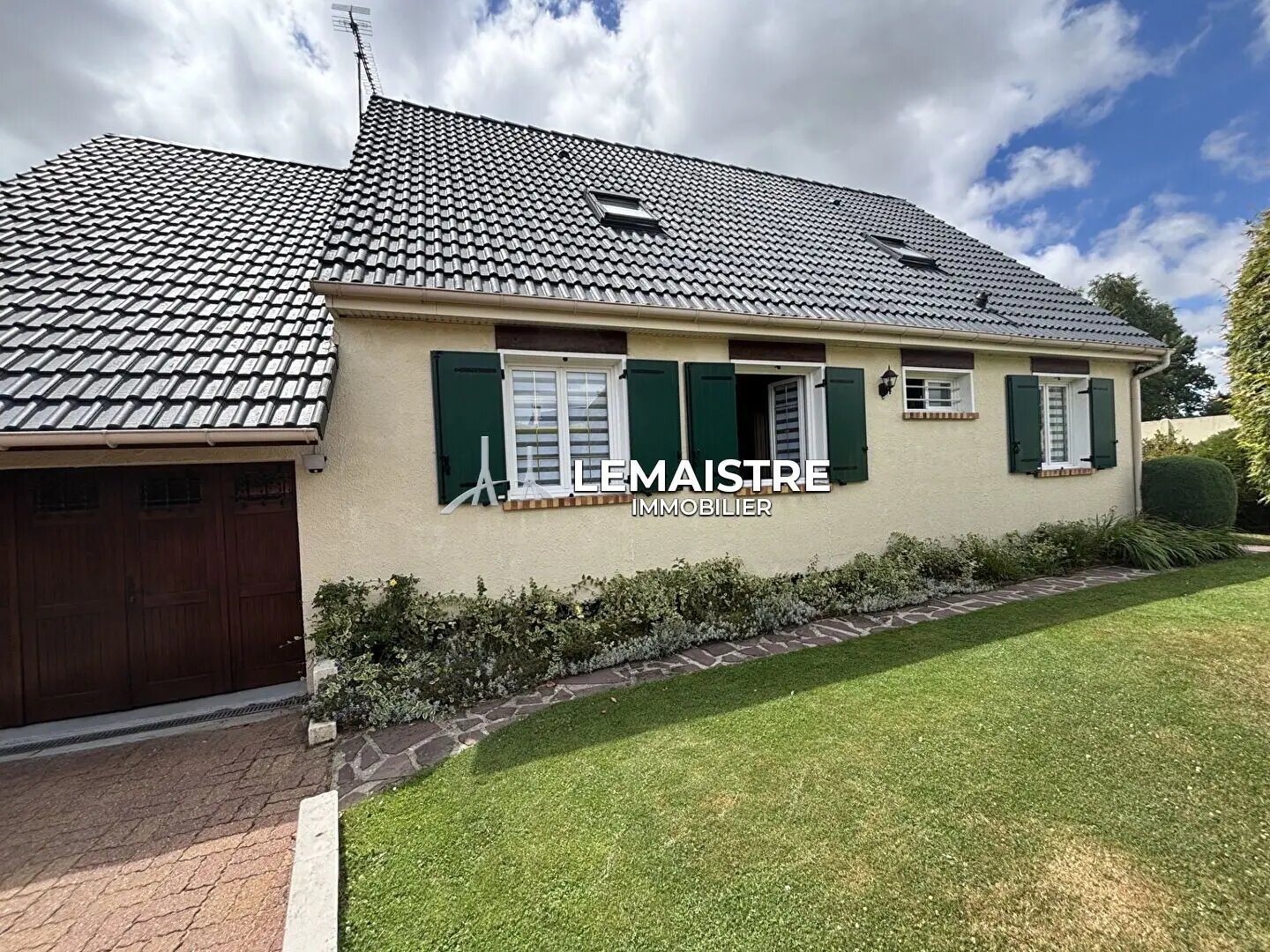 Maison à vendre, 125m², Saint-Laurent-de-Brèvedent