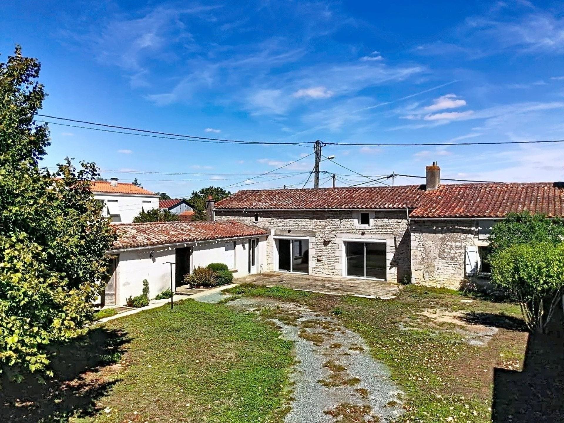 Maison à vendre, 150m², Nalliers