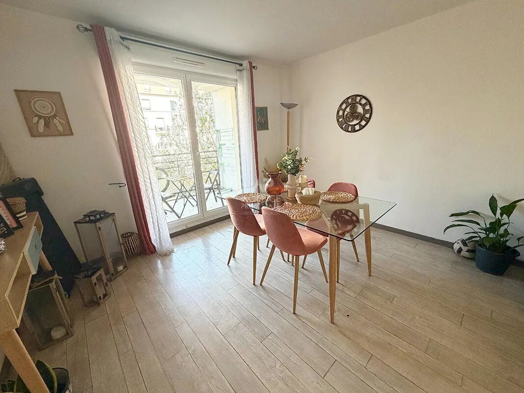 Appartement à vendre, 61m², Cergy