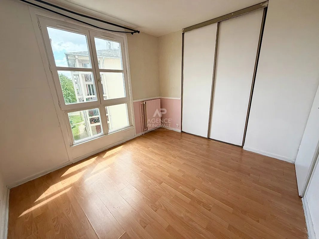 Appartement à vendre, 74m², Cergy
