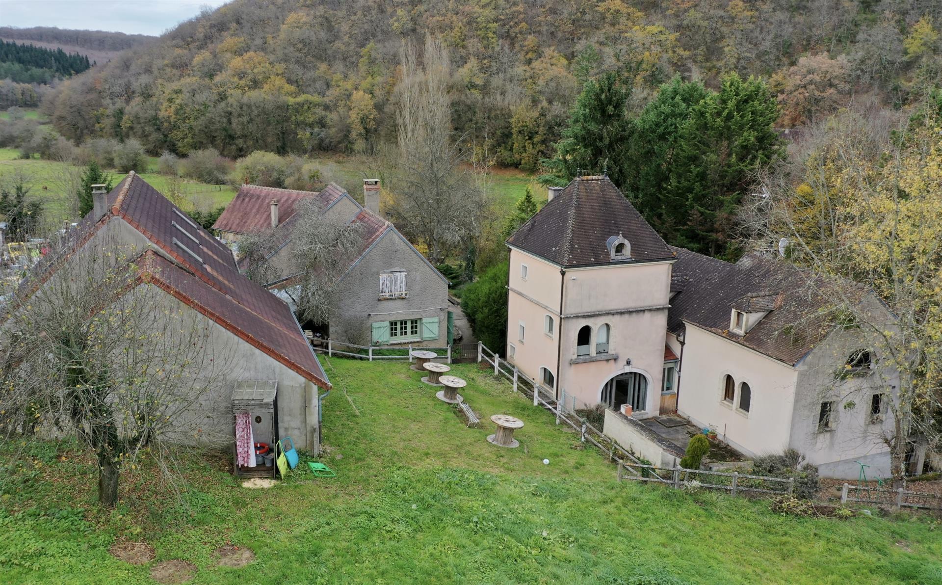 Maison à vendre, 460m², Vézelay