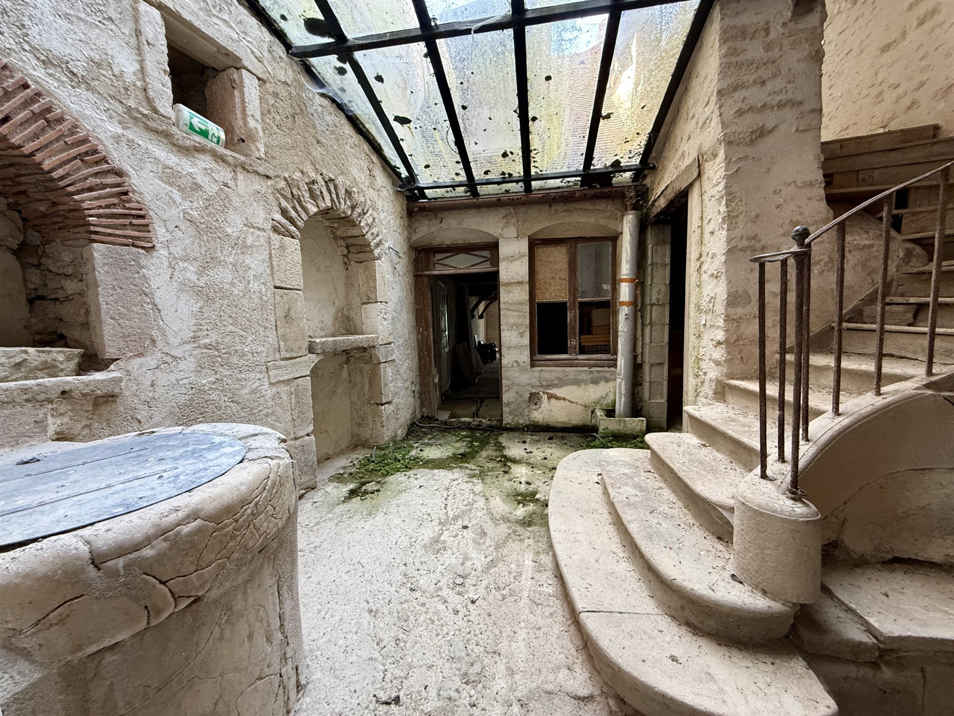 Maison à vendre, 350m², Vézelay