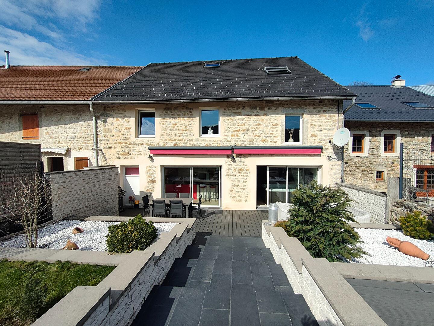 Maison à vendre, 270m², Aranc