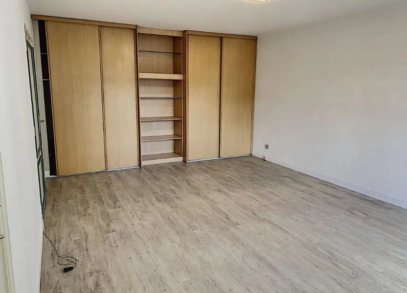 Appartement à louer, 58m², Tours