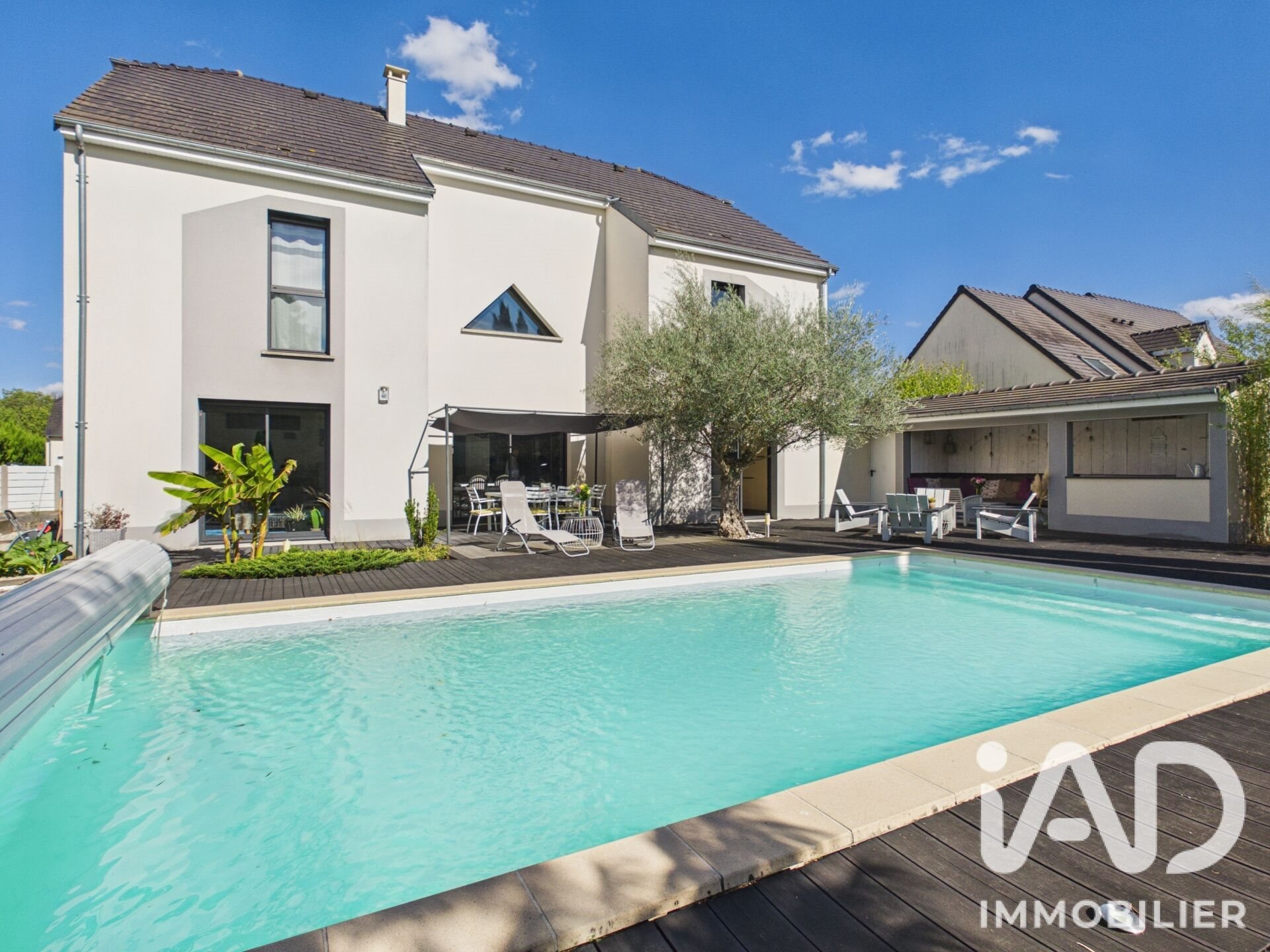 Maison à vendre, 254m², Saint-Julien-les-Villas