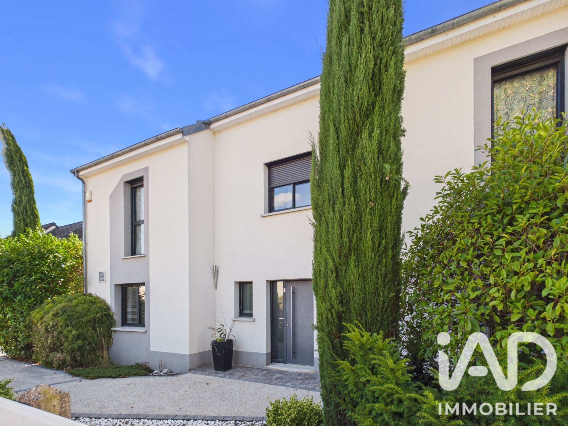 Maison à vendre, 254m², Saint-Julien-les-Villas