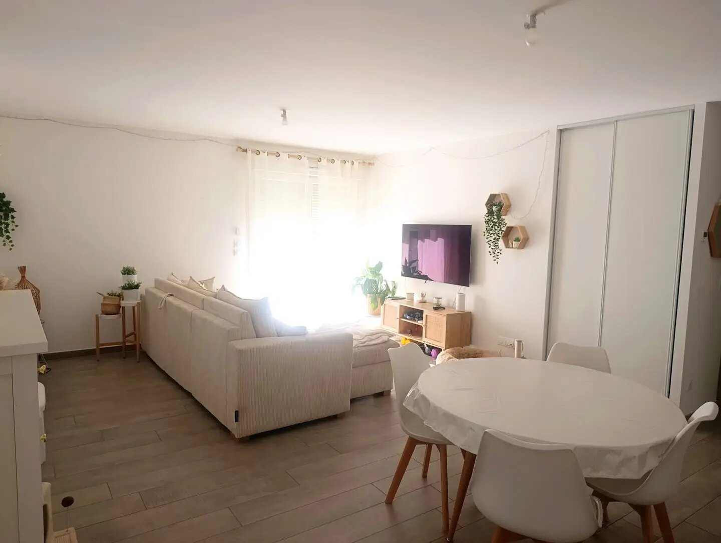 Appartement à louer, 68m², Oytier-Saint-Oblas