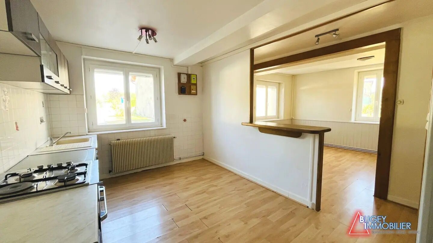 Maison à vendre, 93m², Leyment
