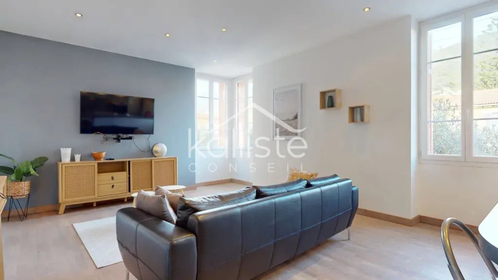 Appartement à louer, 57m², Ajaccio