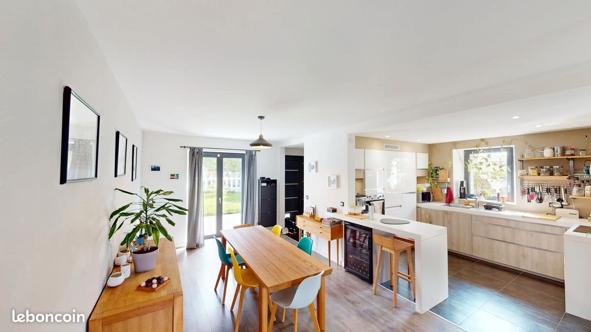 Maison à louer, 144m², Viry