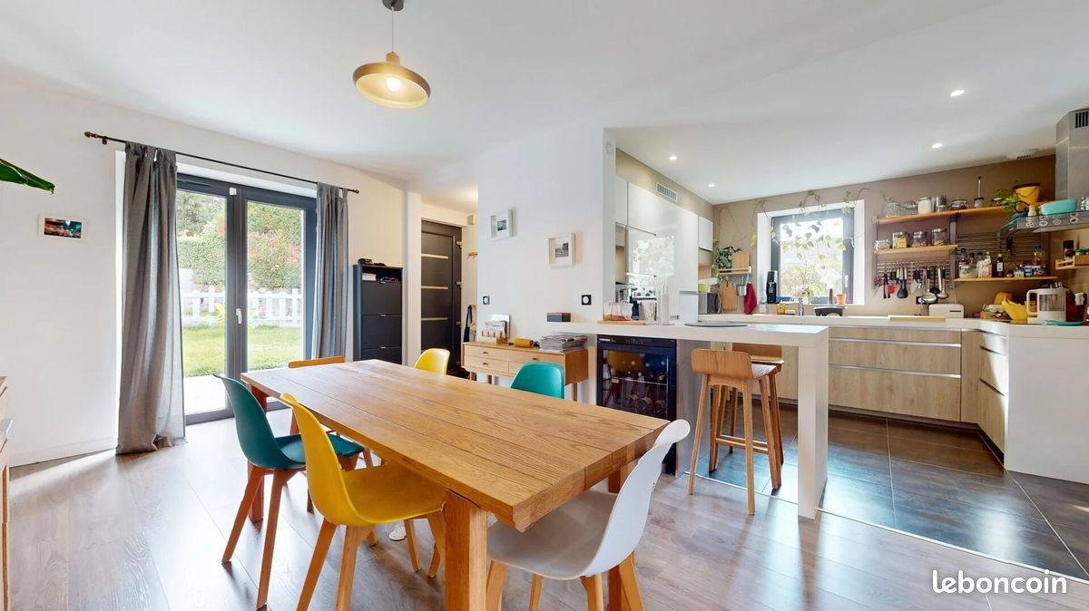 Maison à louer, 144m², Viry
