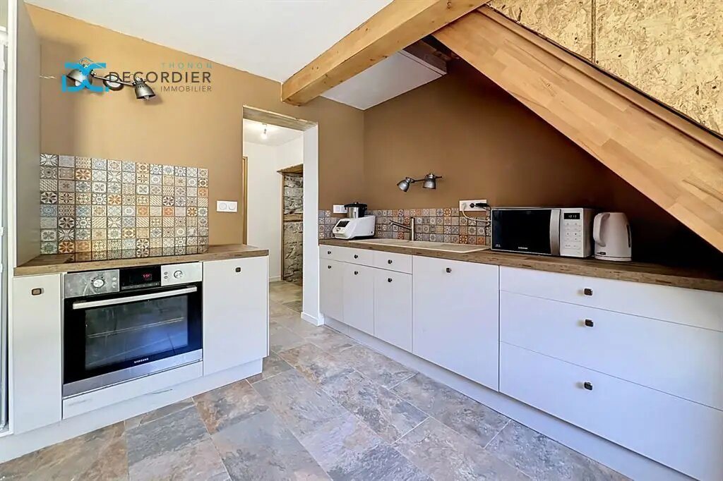 Maison à vendre, 81m², Orcier