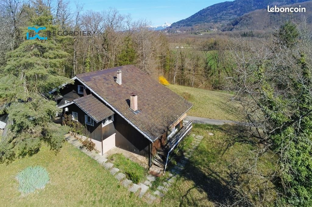 Maison à vendre, 181m², Lyaud