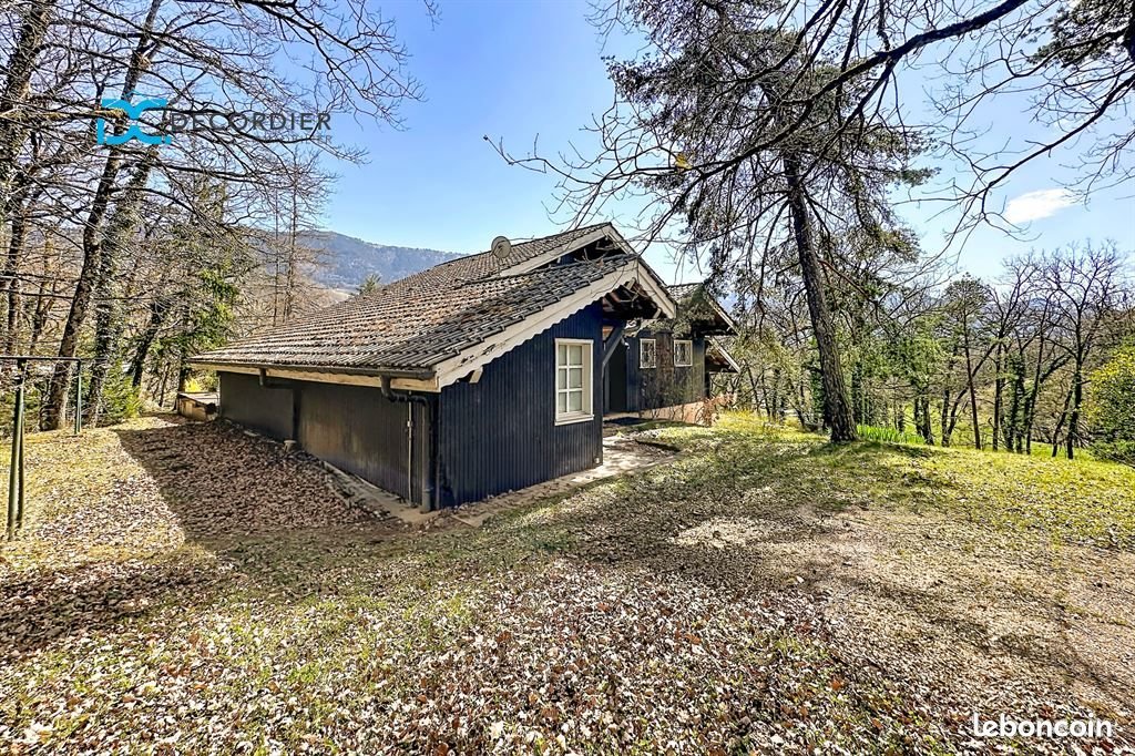 Maison à vendre, 181m², Lyaud