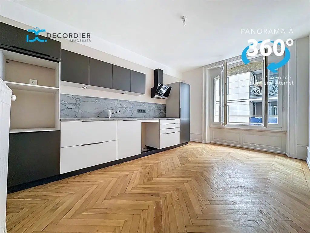 Appartement à vendre, 85m², Évian-les-Bains